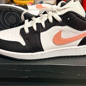 Air Jordan 1 Low (GS)